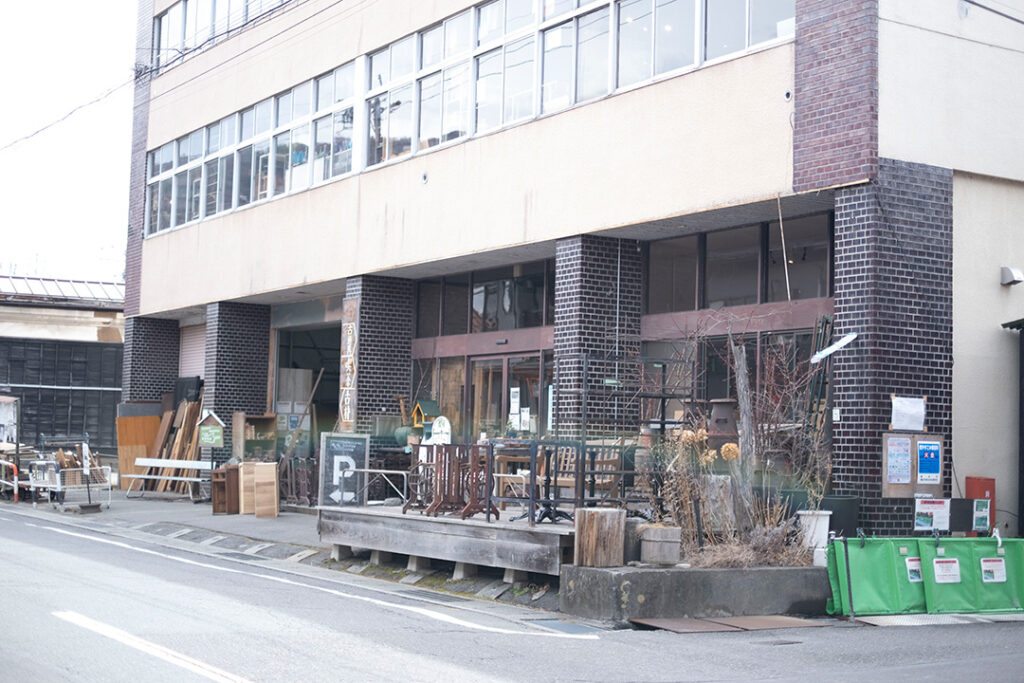 ReBuilding Center JAPAN　古材屋　諏訪