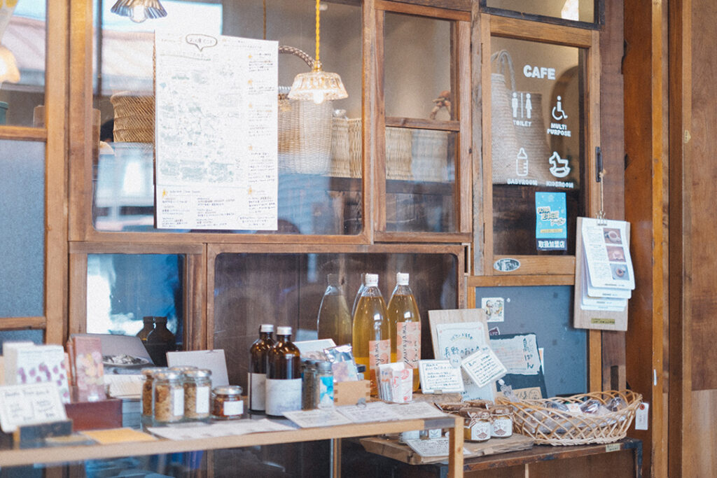 ReBuilding Center JAPAN　古材屋　諏訪