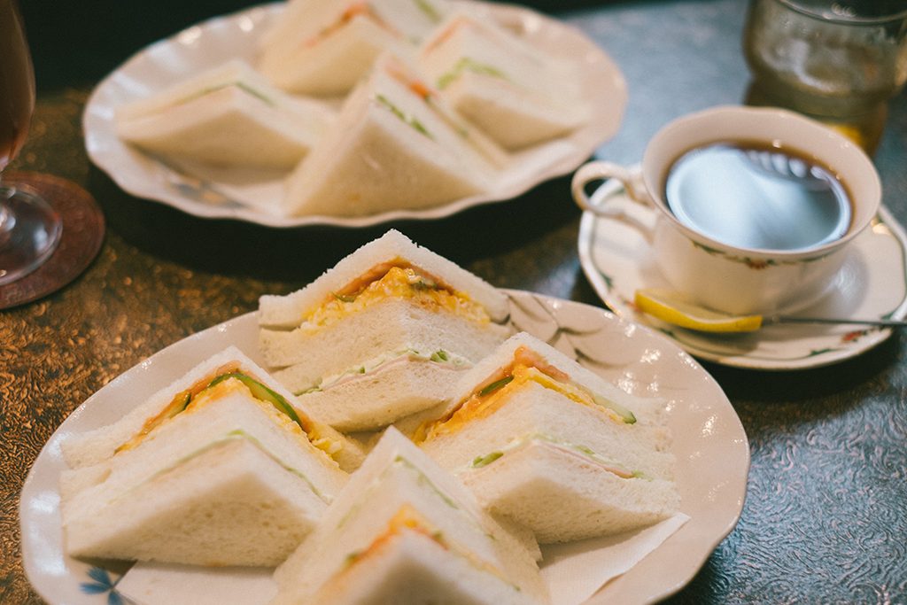 御所 純喫茶 珈琲館サン